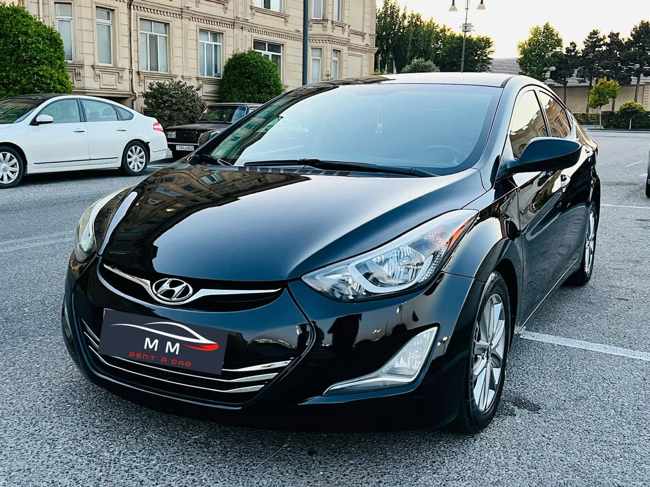 Black Hyundai Elantra 2014 for rent in Baku